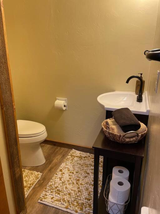 Parkway Yellowstone Guest House Apartment #3 Gardiner Exterior photo